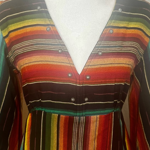 Silverado Serape Top - Size XS **Like New** - Picture 3 of 10